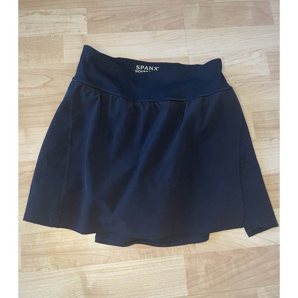 Spanx Get Moving Skort 14” Size Small Black